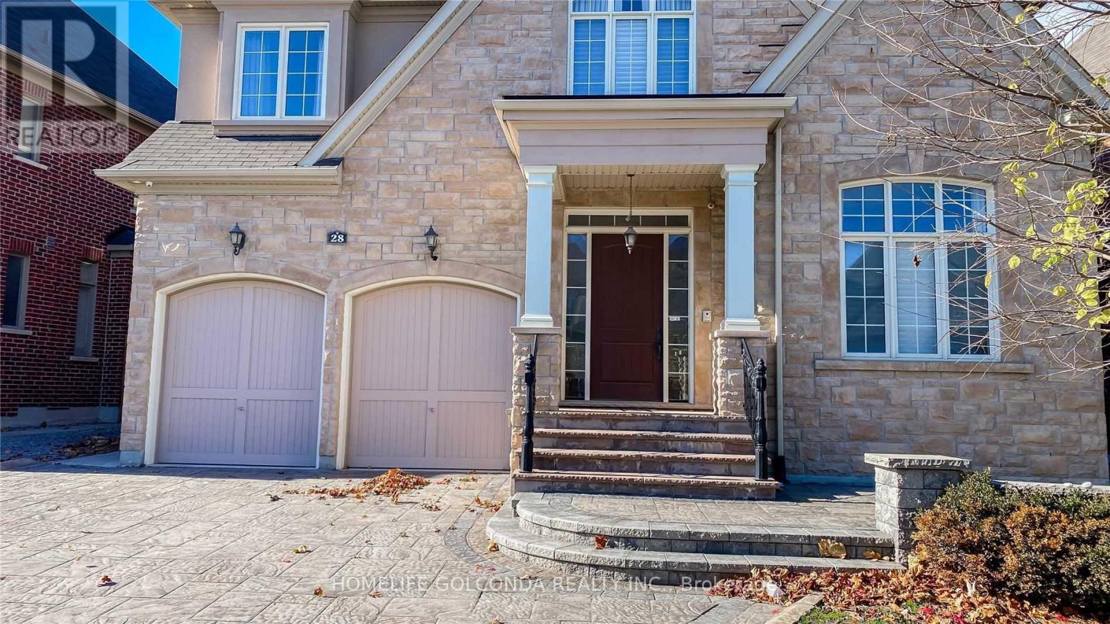 28 STOLLERY POND CRESCENT