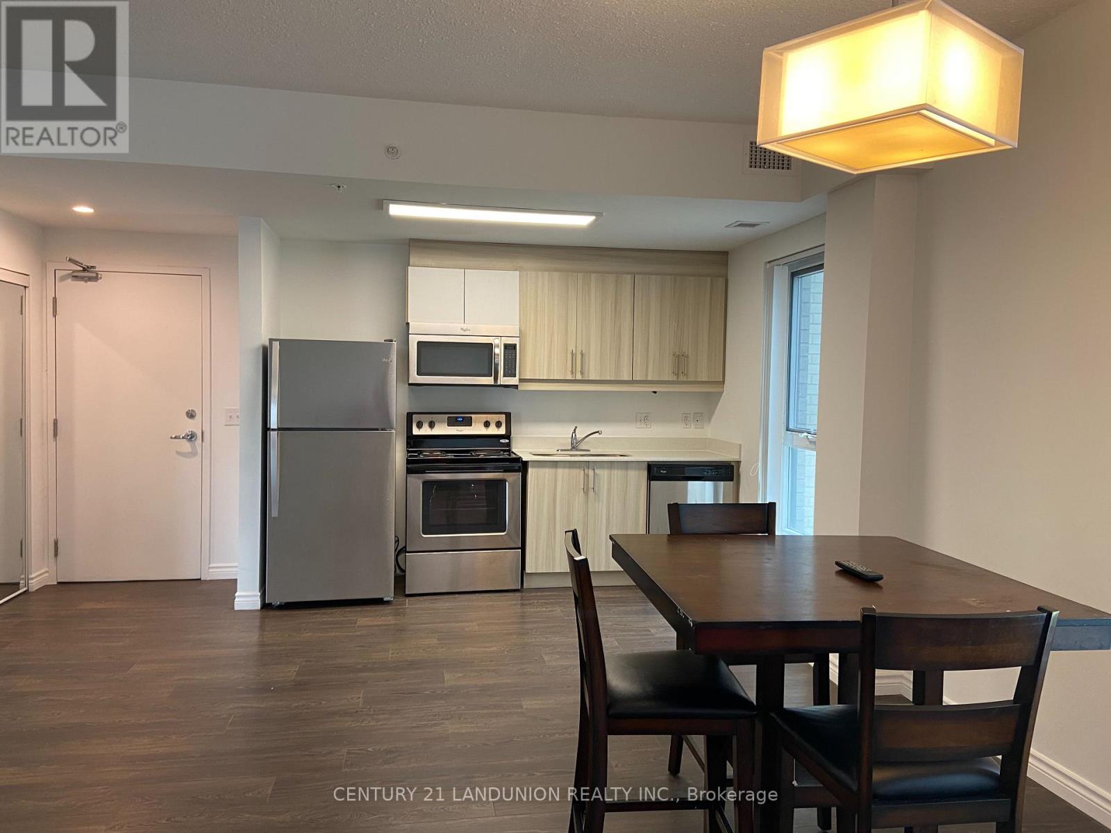 #1004 - 158 KING STREET N — photo 2