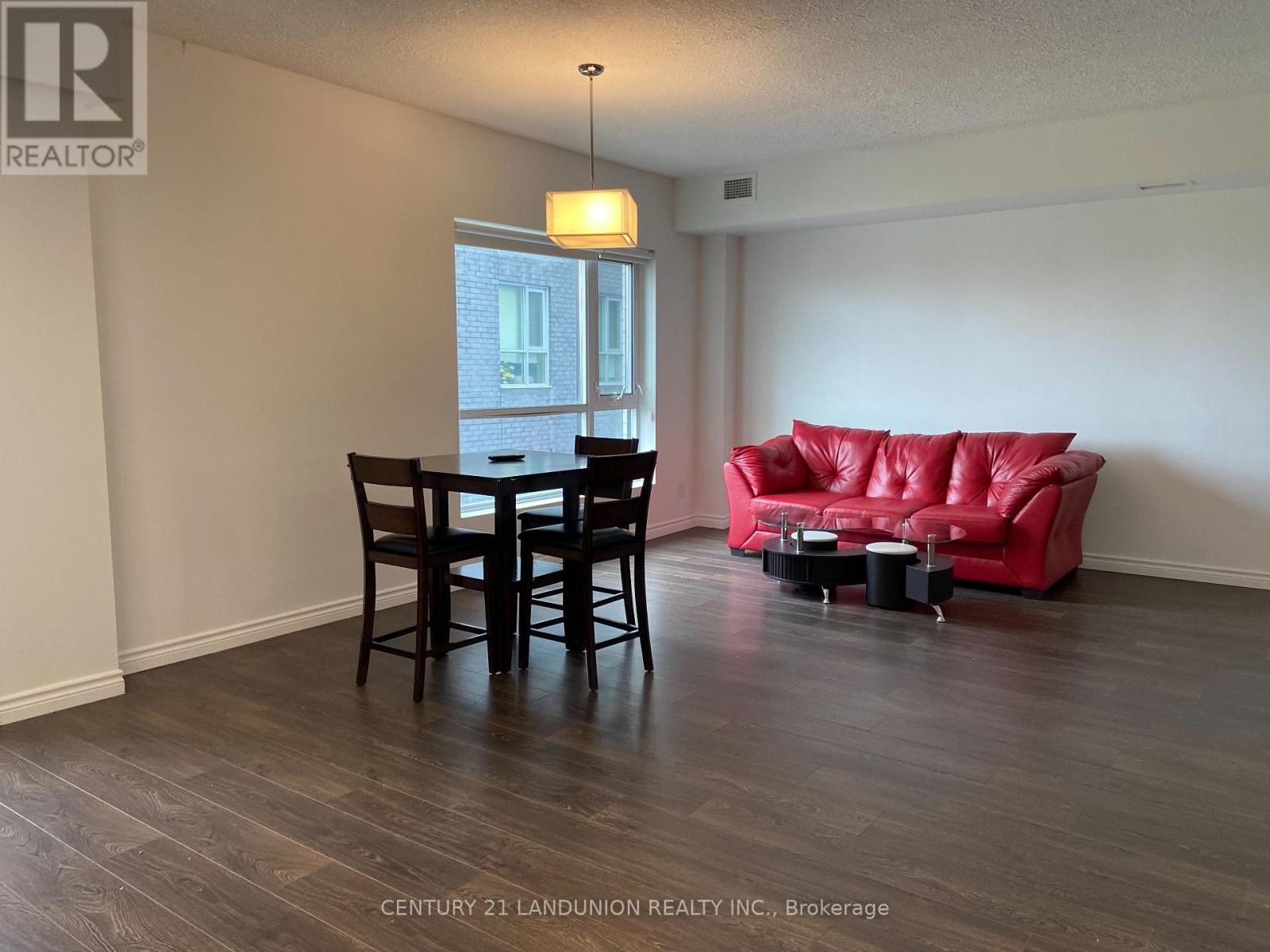 #1004 - 158 KING STREET N — photo 3