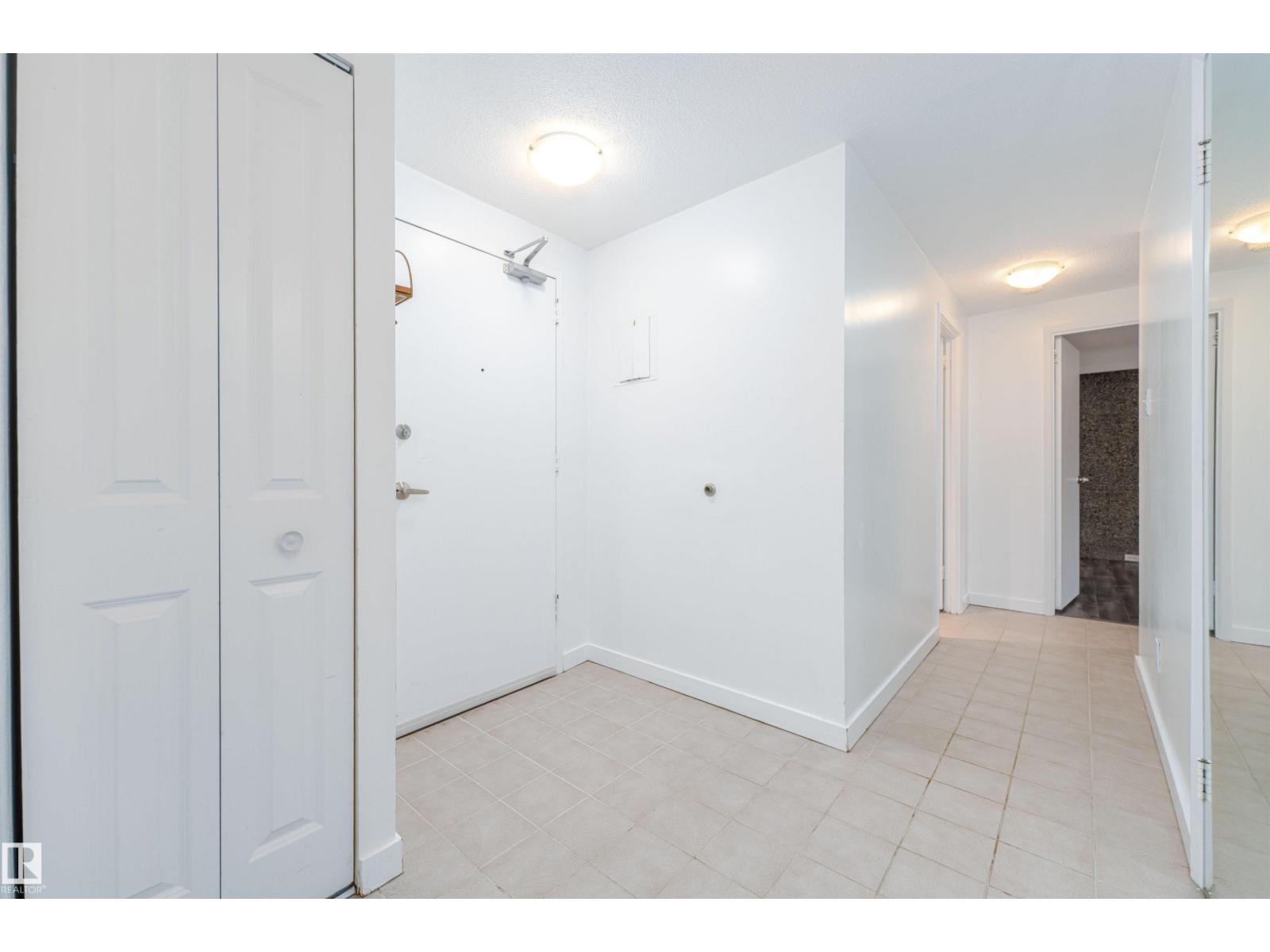 #302 10160 115 ST NW - Image 10