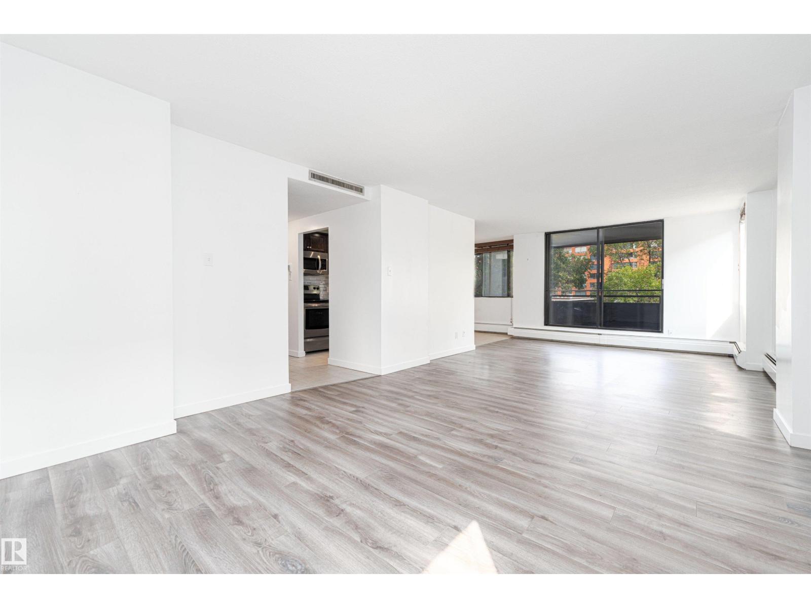 #302 10160 115 ST NW - Image 17