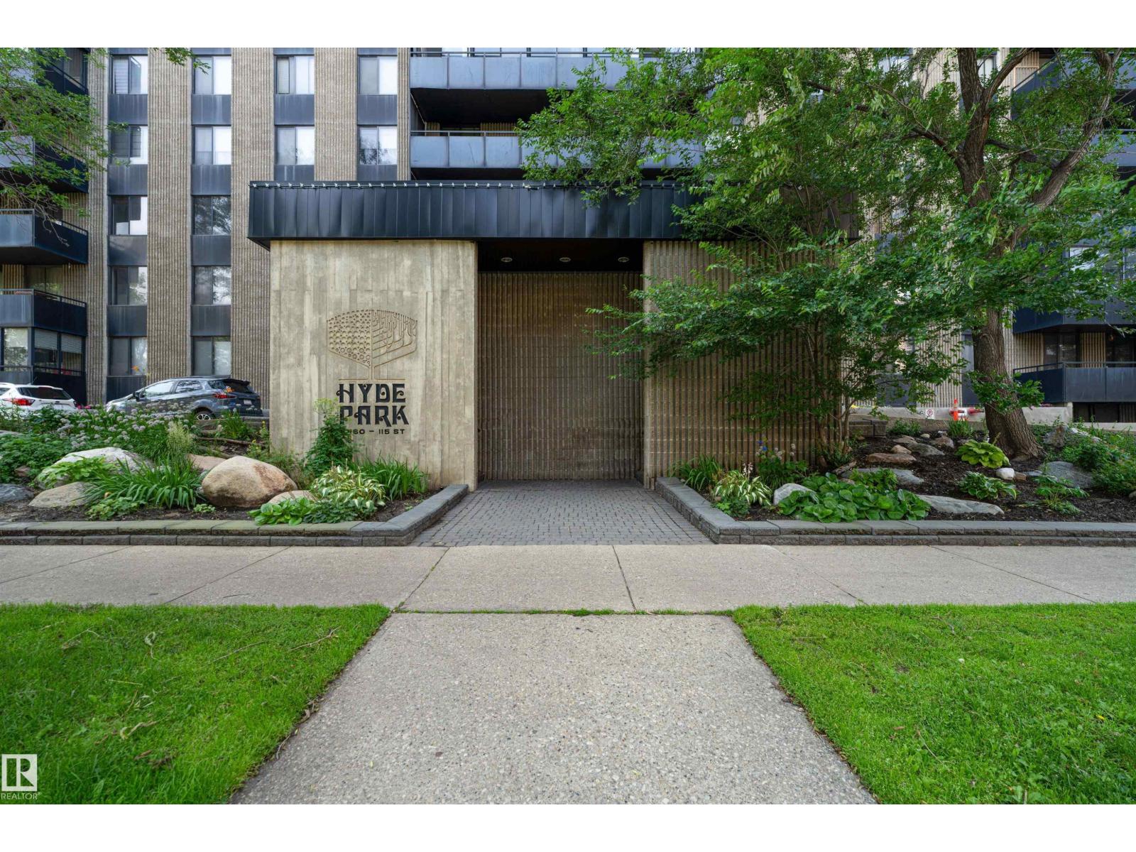 #302 10160 115 ST NW - 3