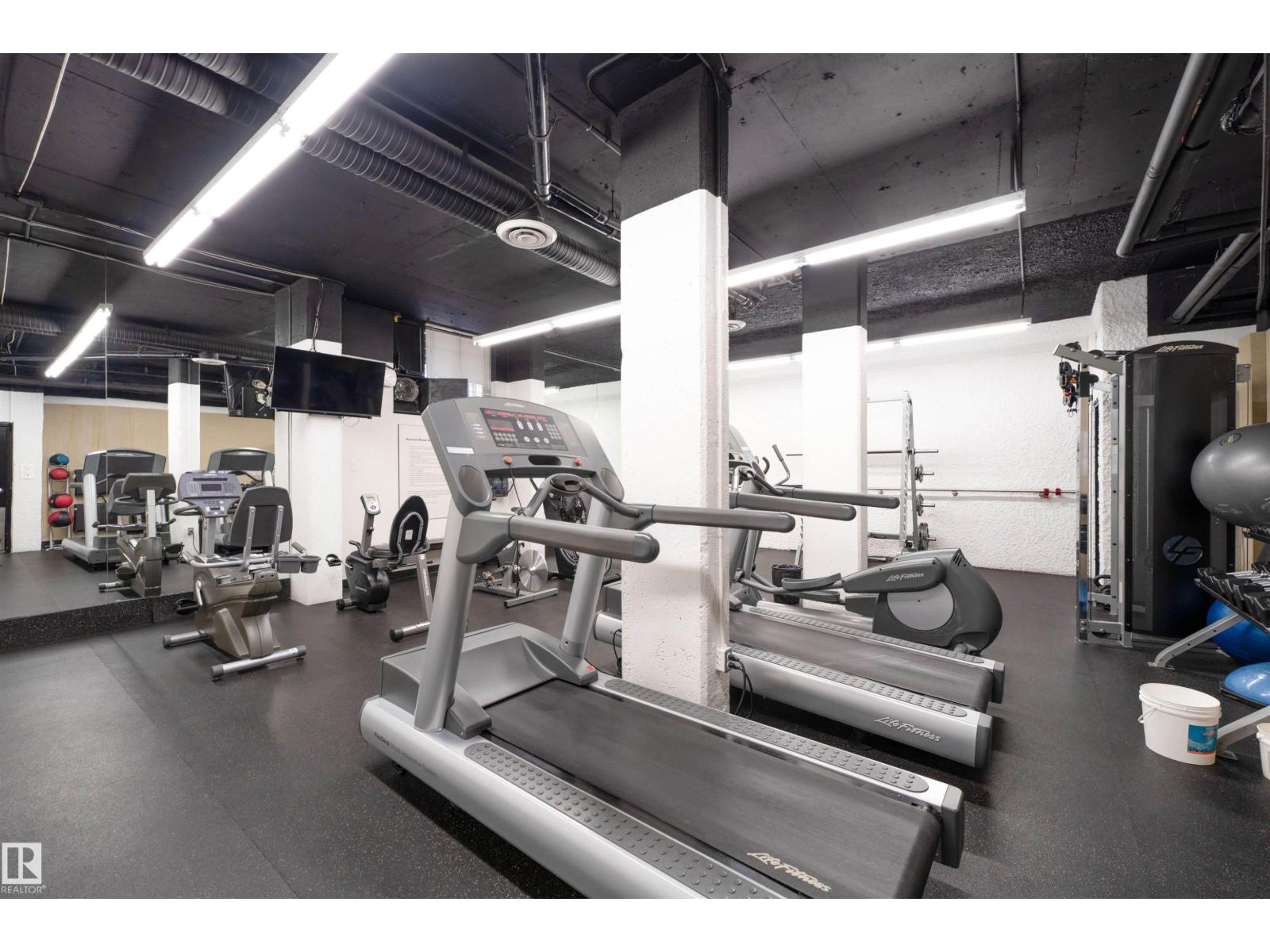 #302 10160 115 ST NW - 48