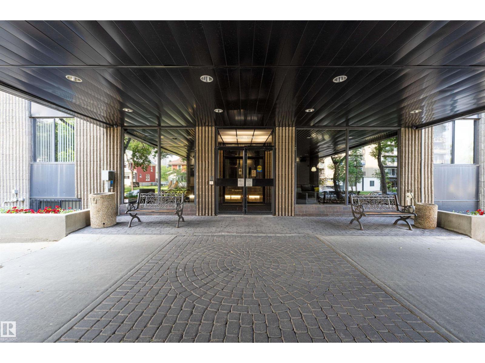 #302 10160 115 ST NW - Image 64