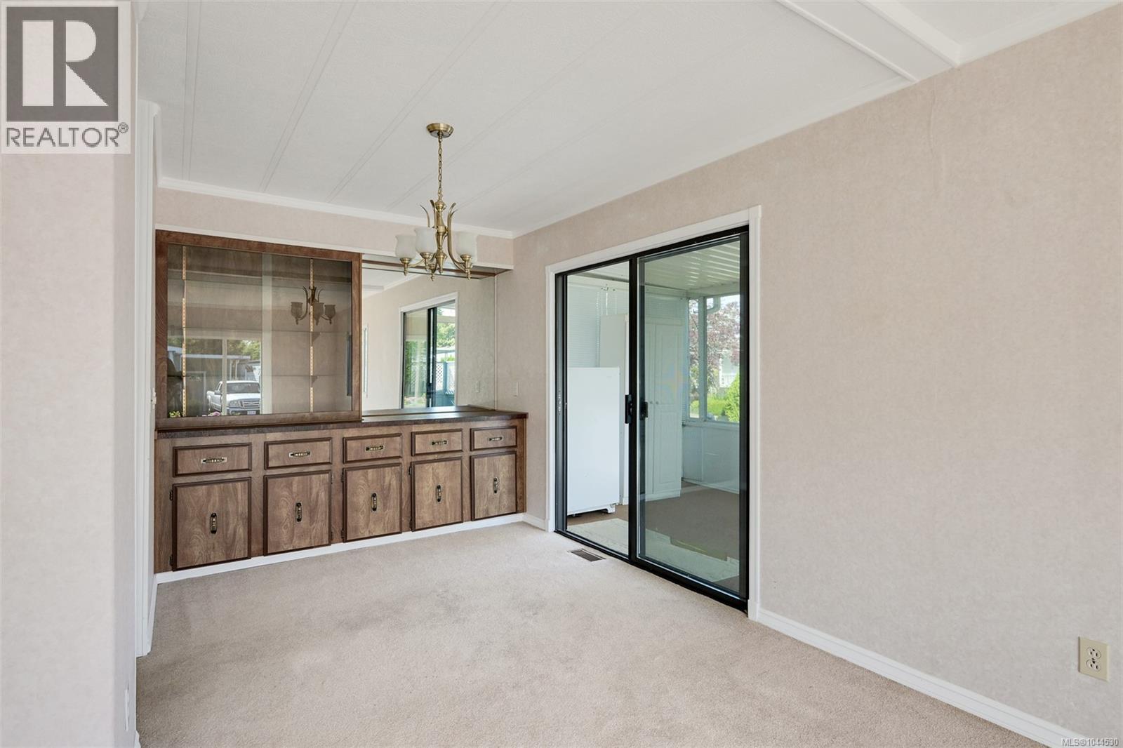9362 Village Way, Sidney