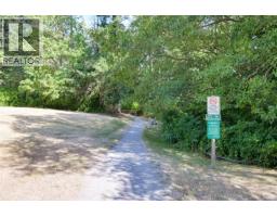 9362 Village Way, Sidney, BC V8L4N8 Photo 29