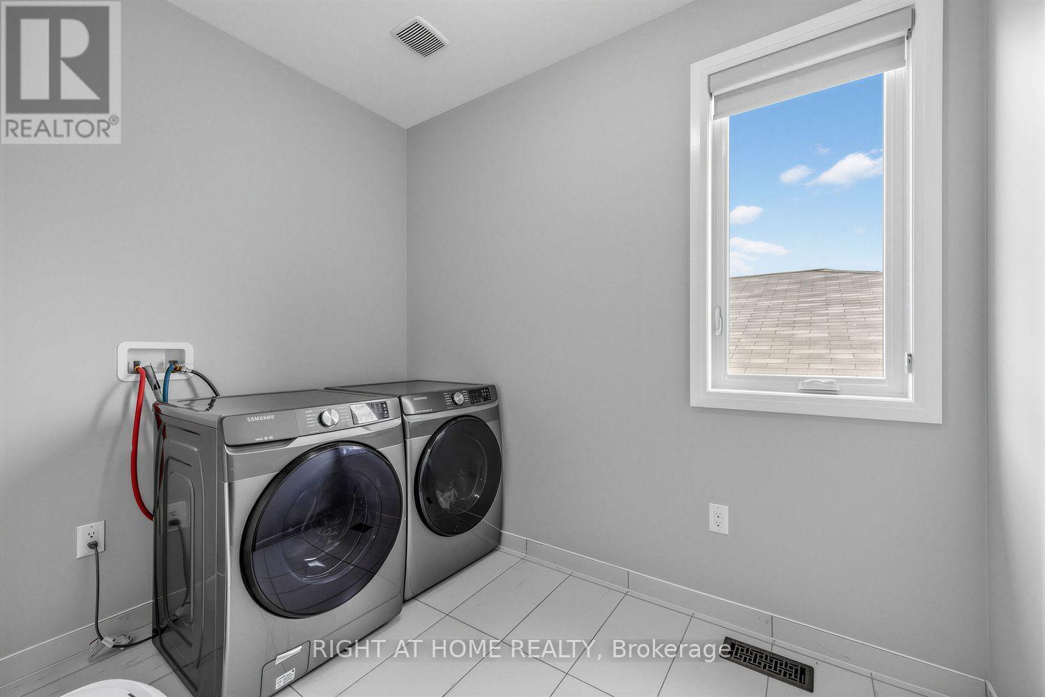 215 PORT DARLINGTON ROAD - Image 23