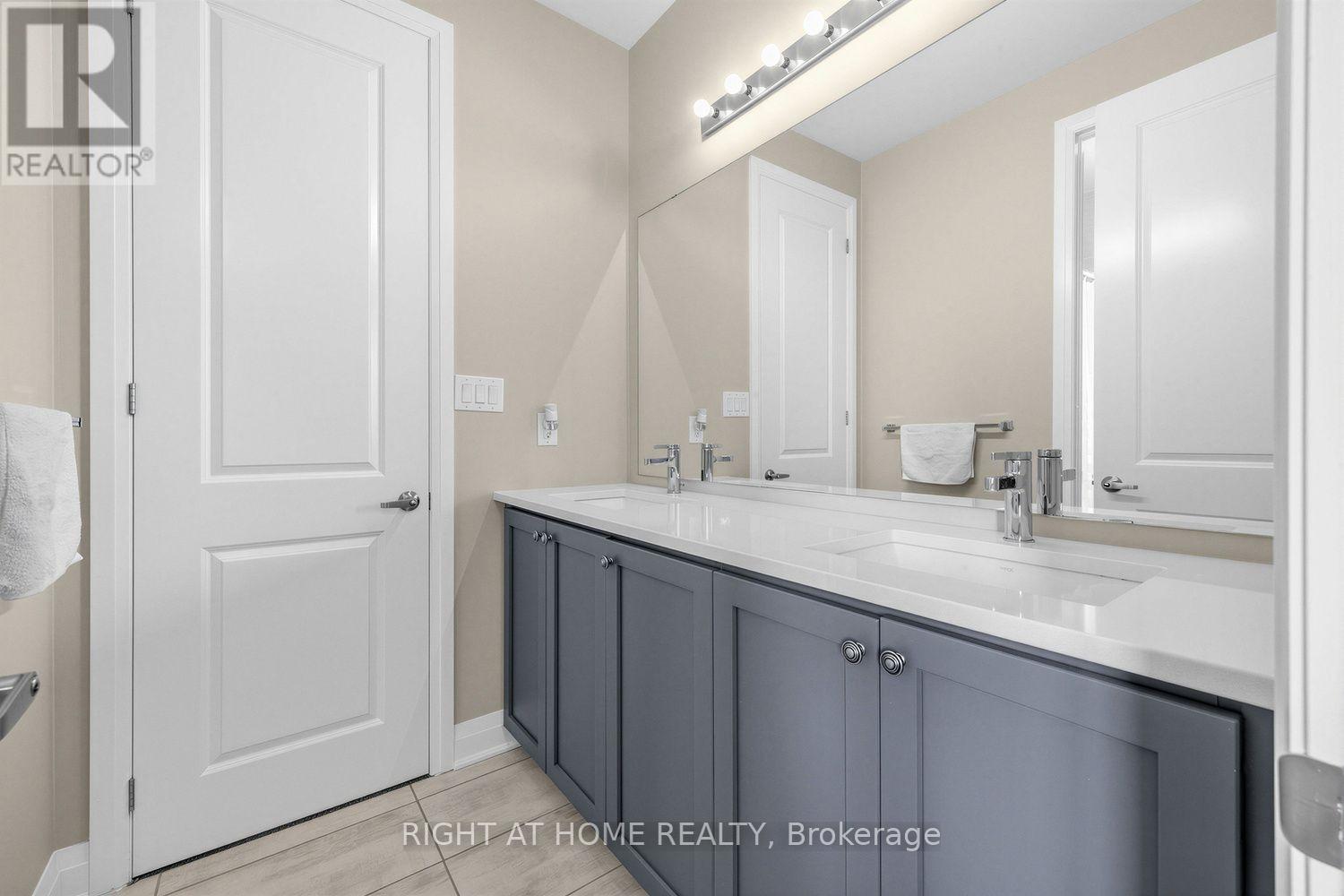 215 PORT DARLINGTON ROAD - Image 24