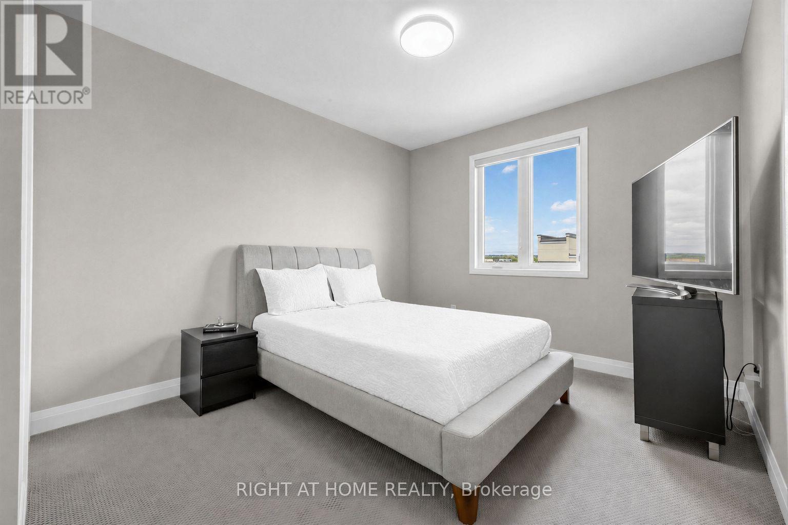 215 PORT DARLINGTON ROAD - Image 26