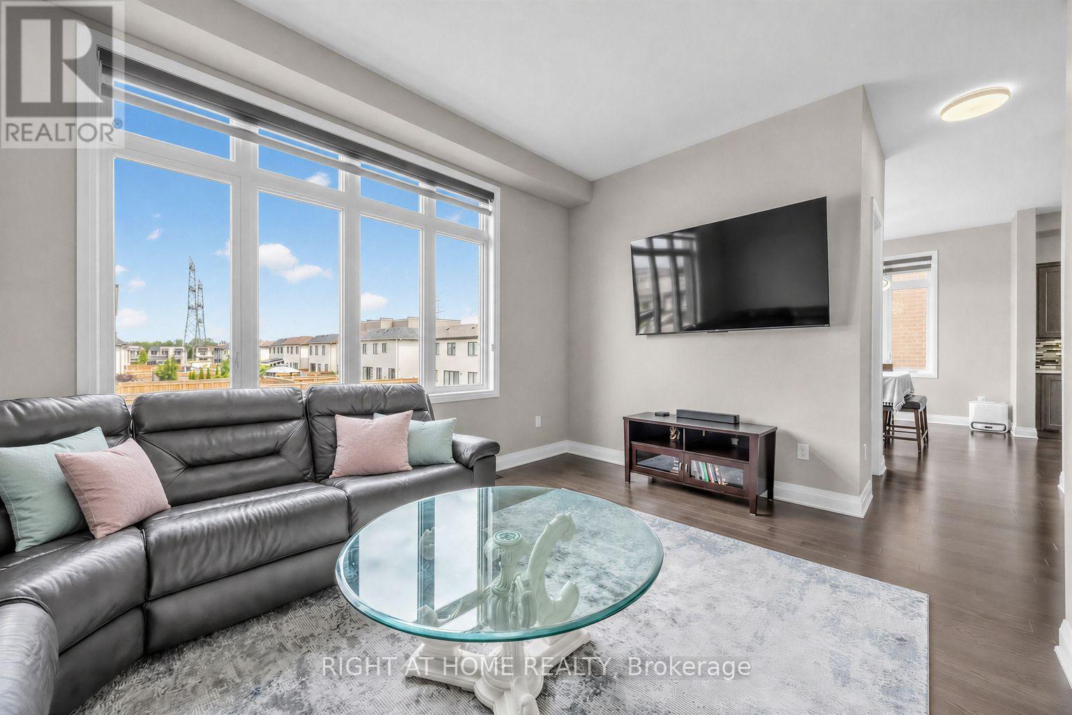 215 PORT DARLINGTON ROAD - Image 27