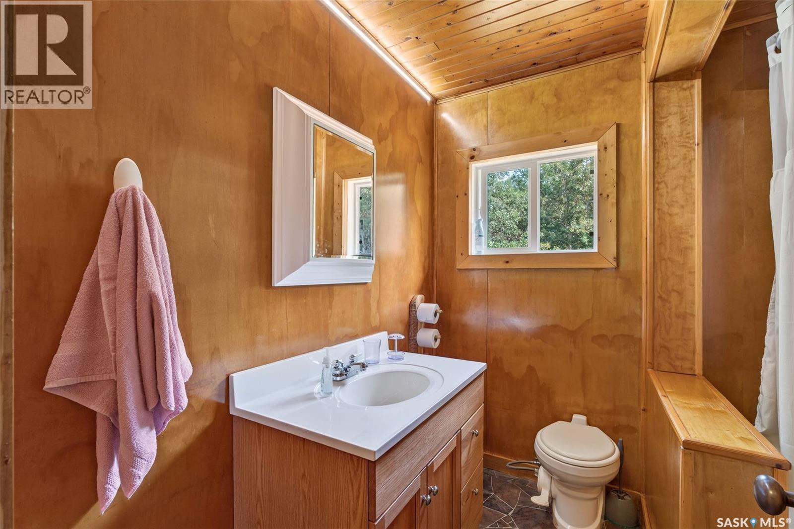RM of Bjorkdale Off Grid Cabin - Image 44