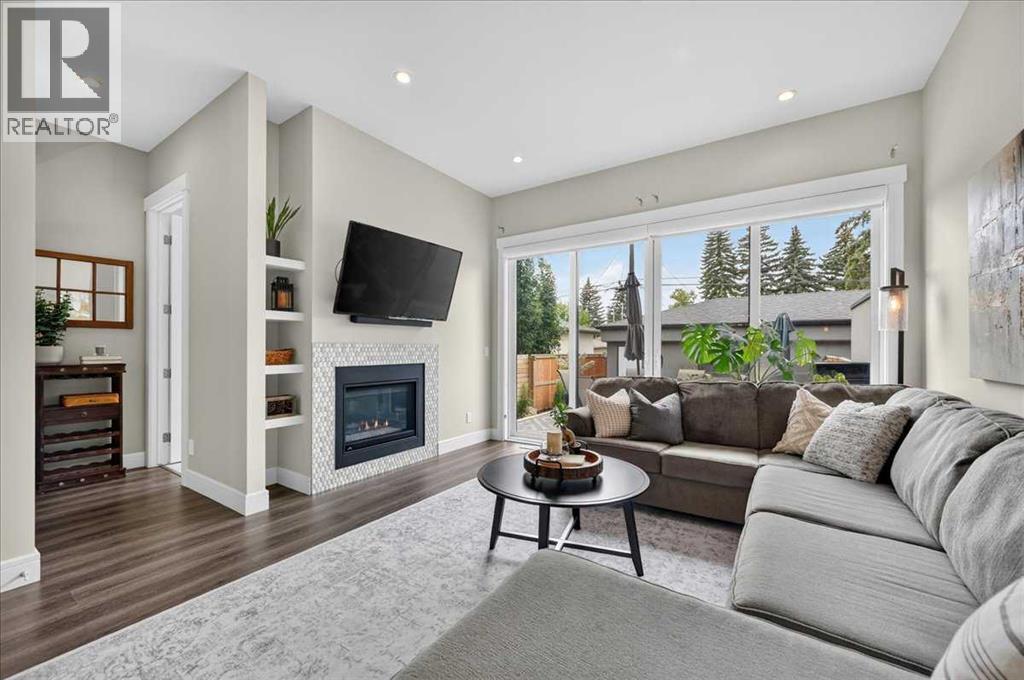 3127 44 Street SW - 14