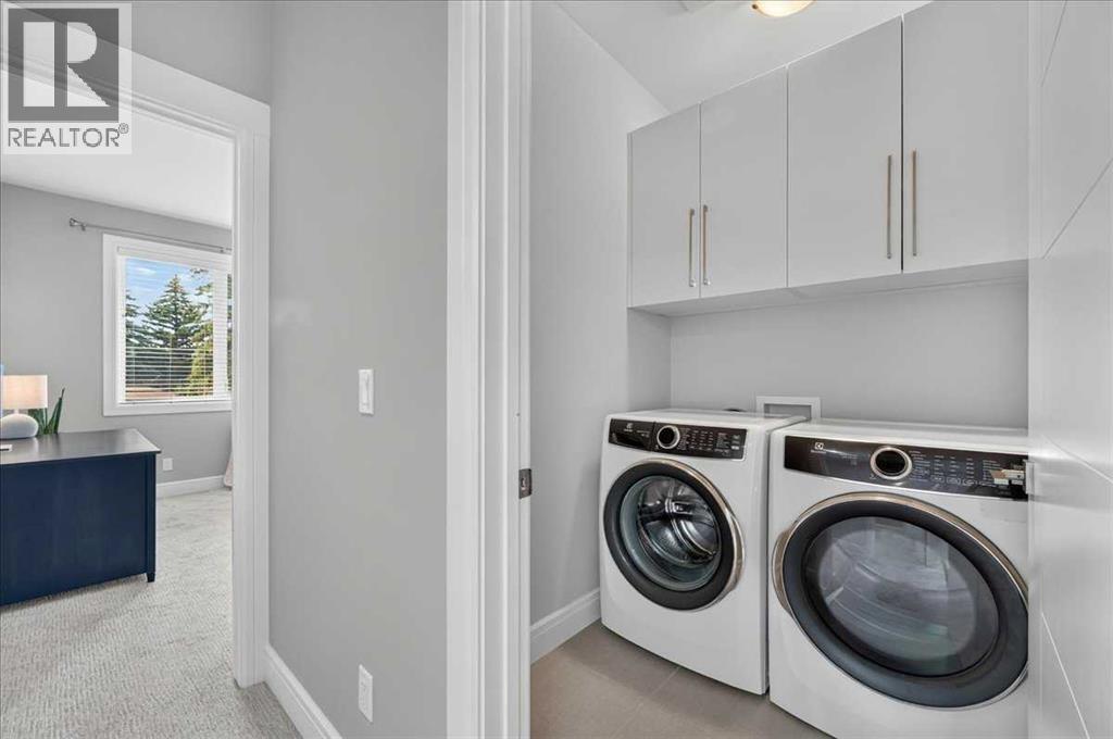3127 44 Street SW - 26