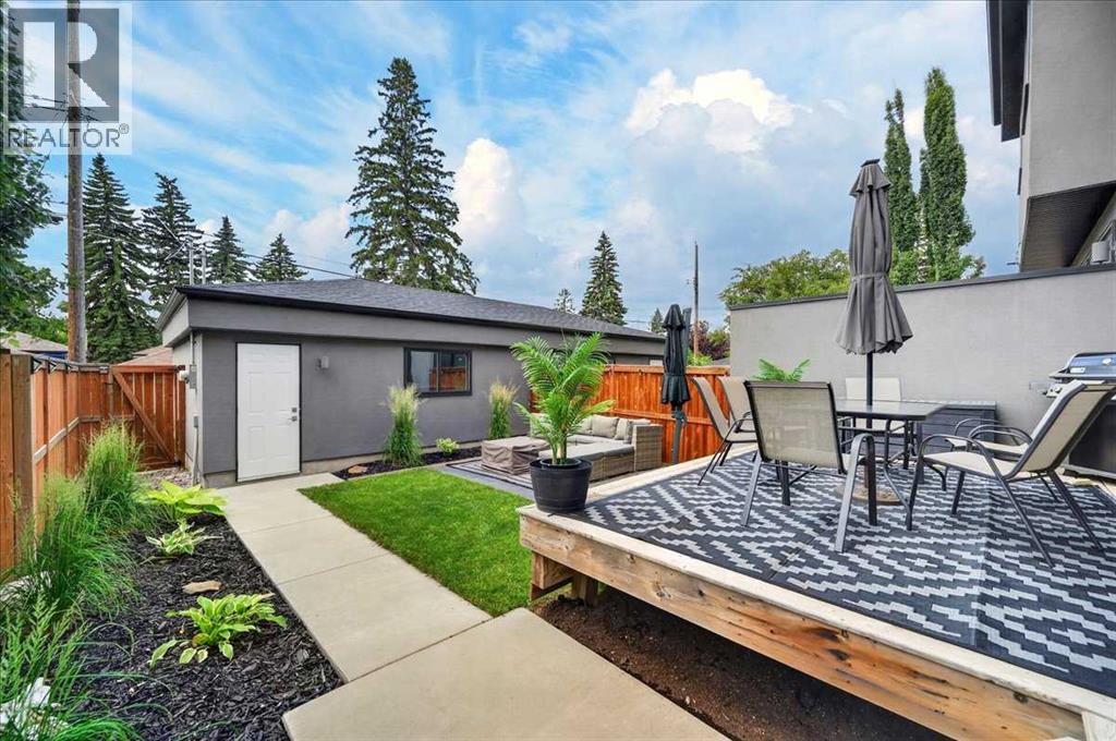 3127 44 Street SW - 33