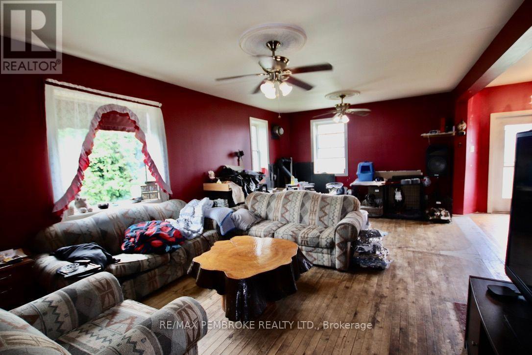 827 B LINE ROAD - 15