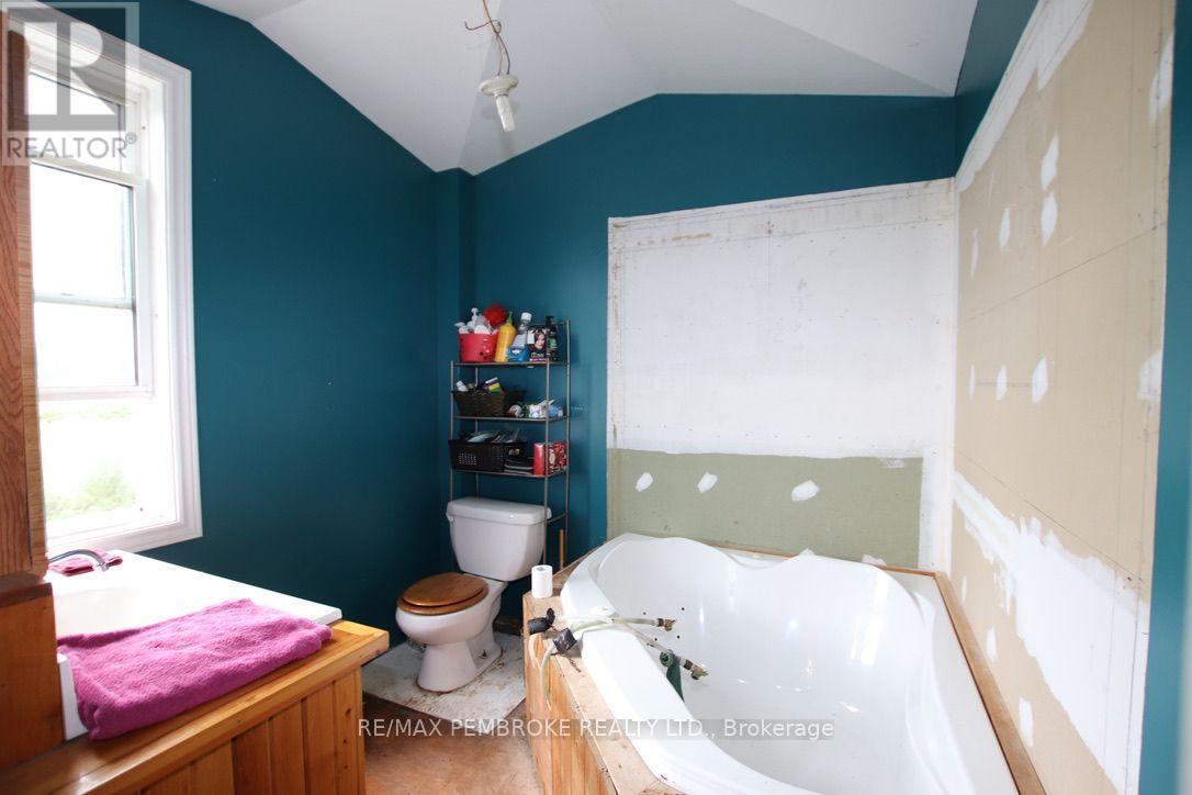 827 B LINE ROAD - 20