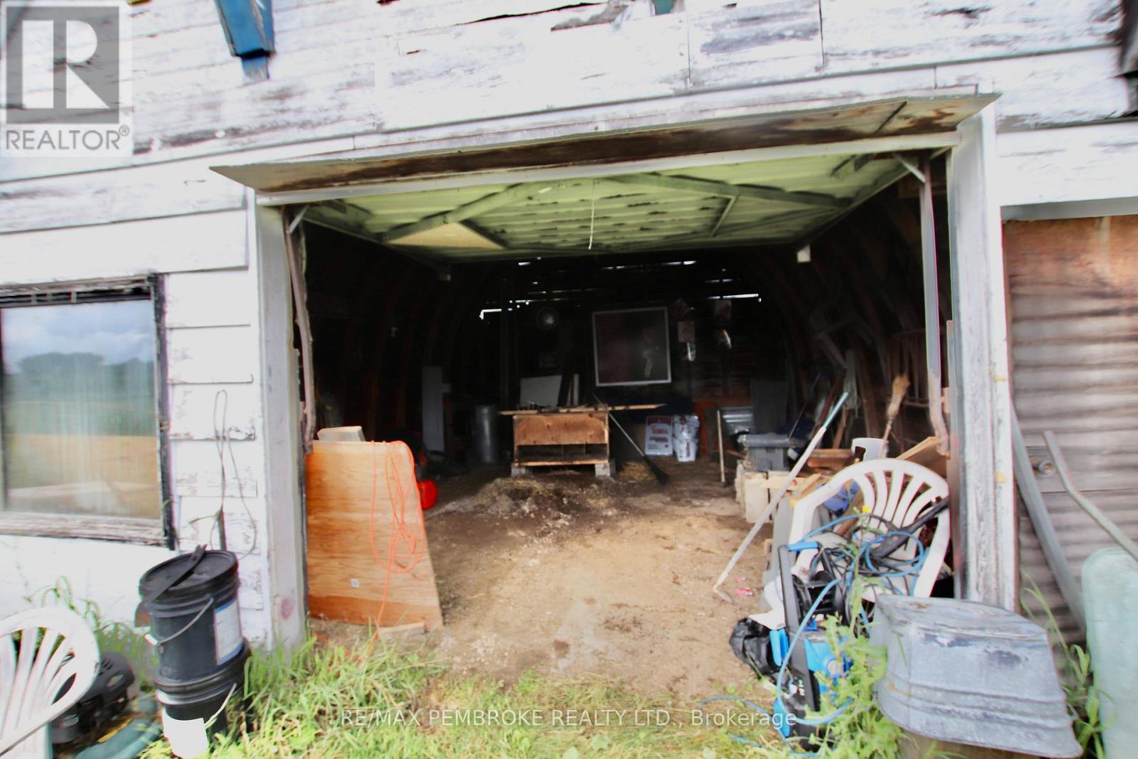827 B LINE ROAD - Image 35