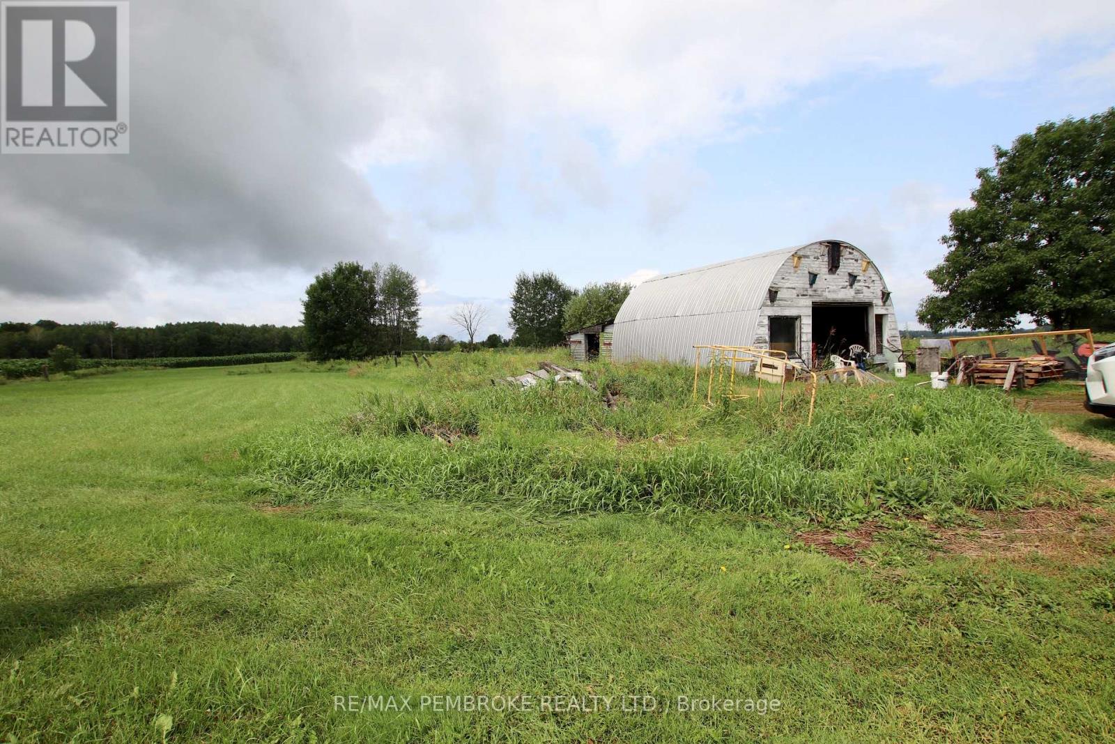 827 B LINE ROAD - 43