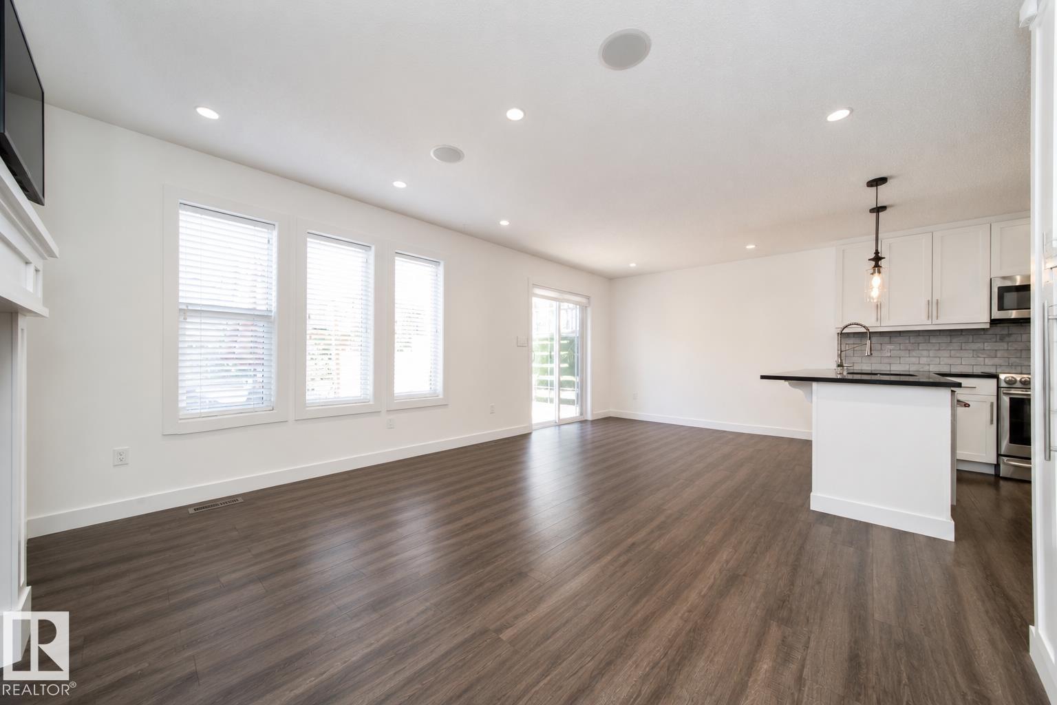 8916 217 ST NW - 18