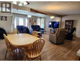 242 Dawson Drive, Faro, YT Y0B1K0 Photo 8