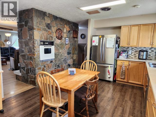 242 DAWSON DRIVE - 7