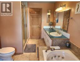 242 Dawson Drive, Faro, YT Y0B1K0 Photo 19