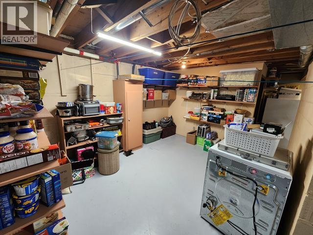 242 DAWSON DRIVE - 34