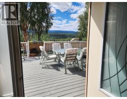 242 Dawson Drive, Faro, YT Y0B1K0 Photo 12