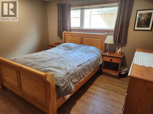 242 DAWSON DRIVE - 30