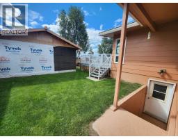 242 Dawson Drive, Faro, YT Y0B1K0 Photo 42