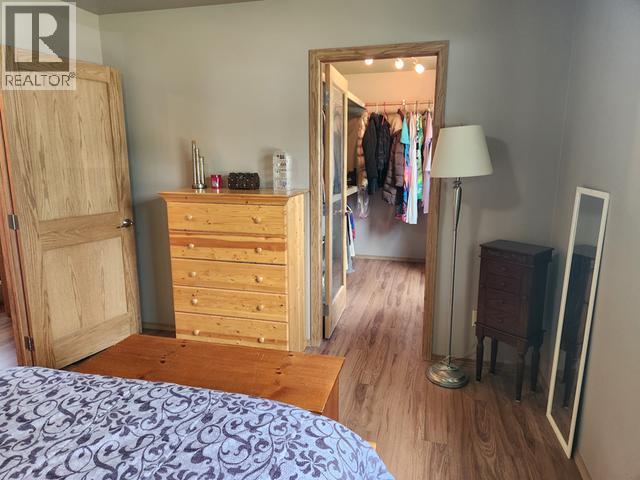 242 DAWSON DRIVE - 24