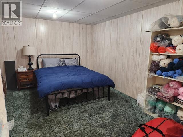 242 DAWSON DRIVE - 40