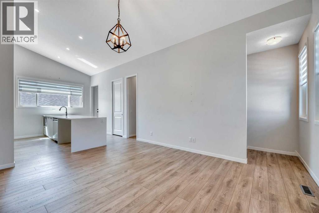 33 Lucas Rise NW - 10
