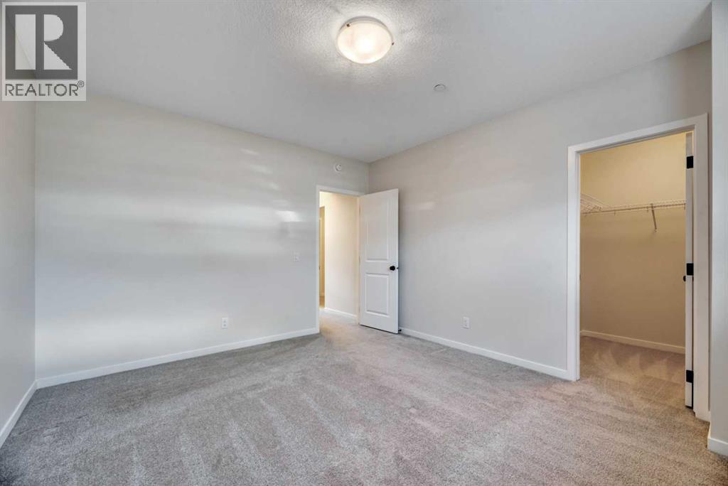 33 Lucas Rise NW - 37