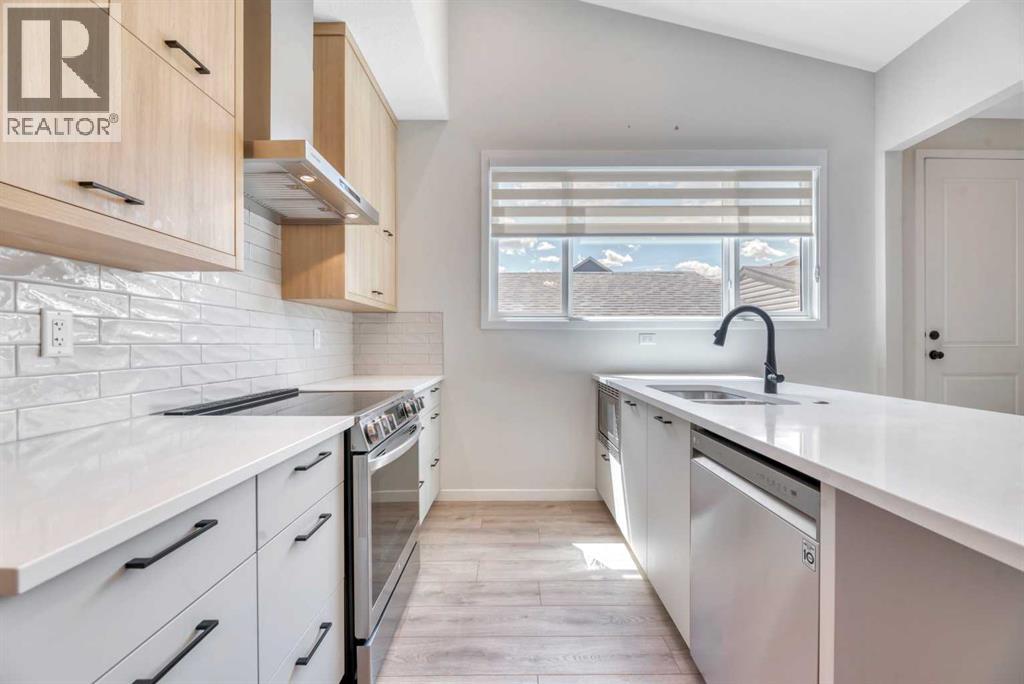 33 Lucas Rise NW - 18