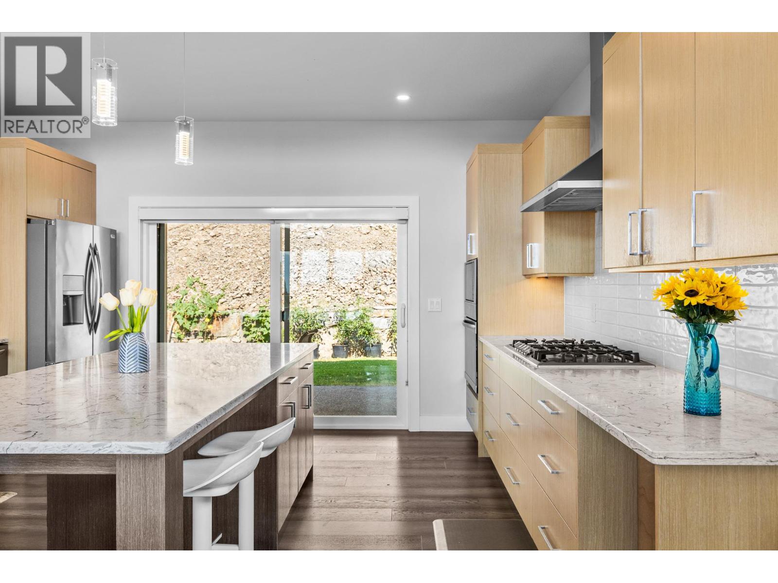 2562 Crown Crest Drive - 13