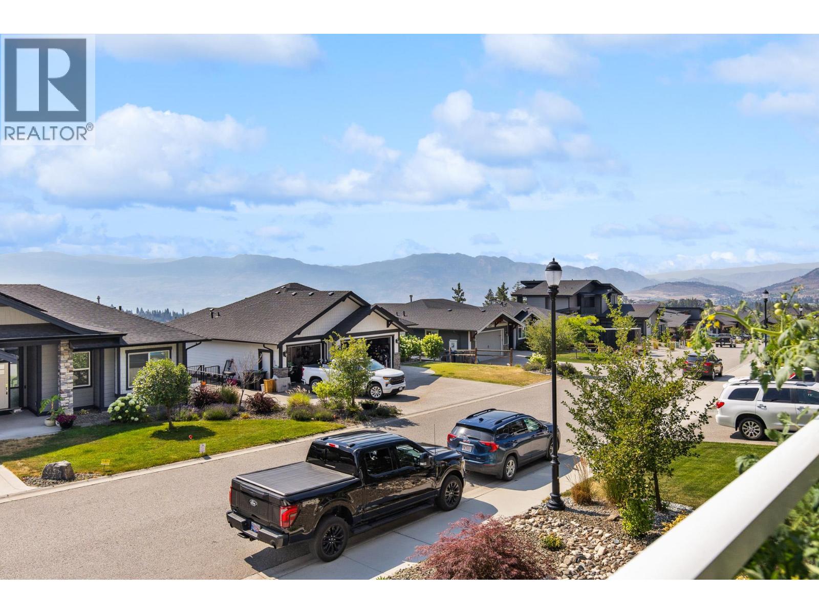 2562 Crown Crest Drive - 22