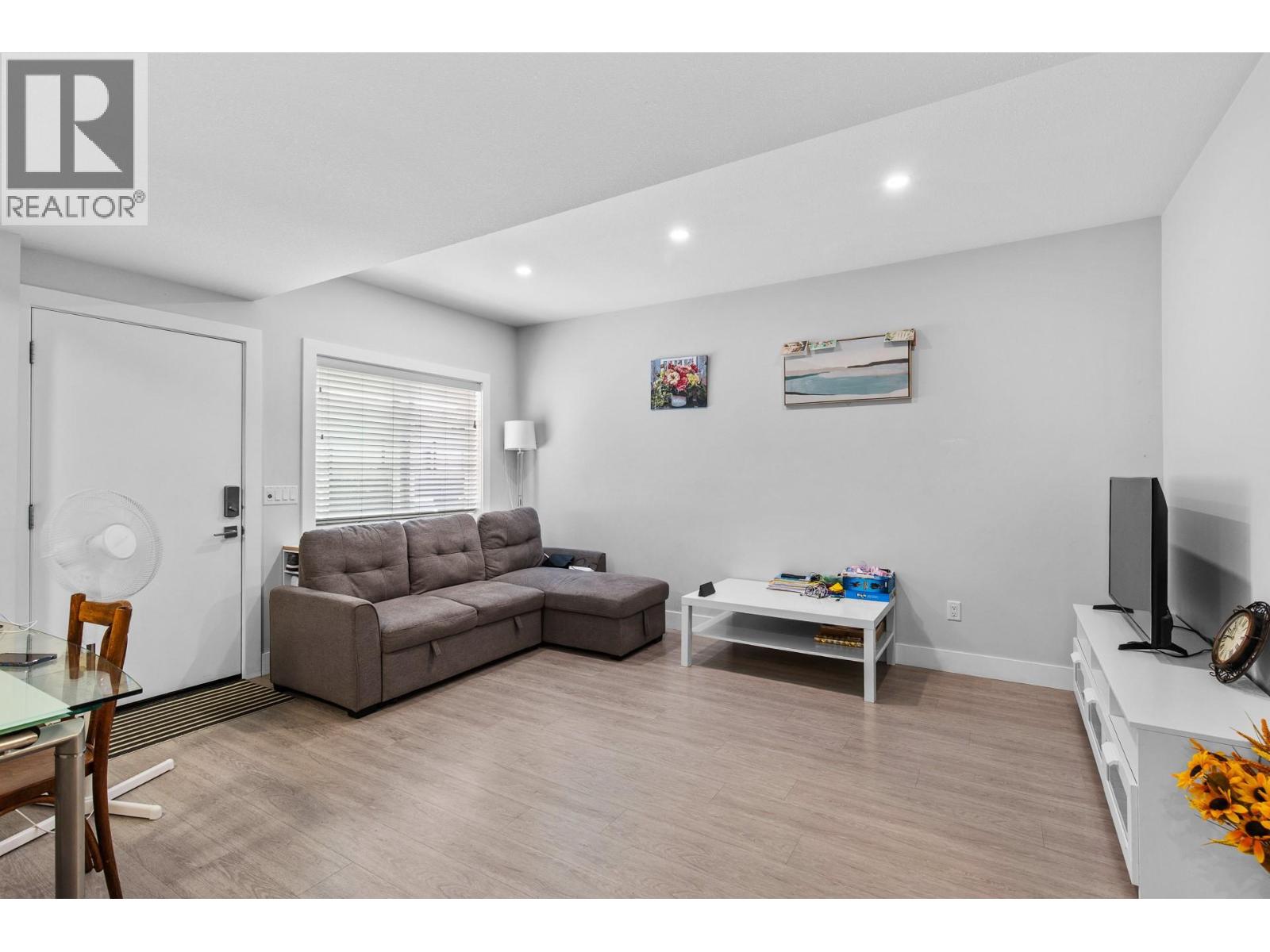 2562 Crown Crest Drive - 47