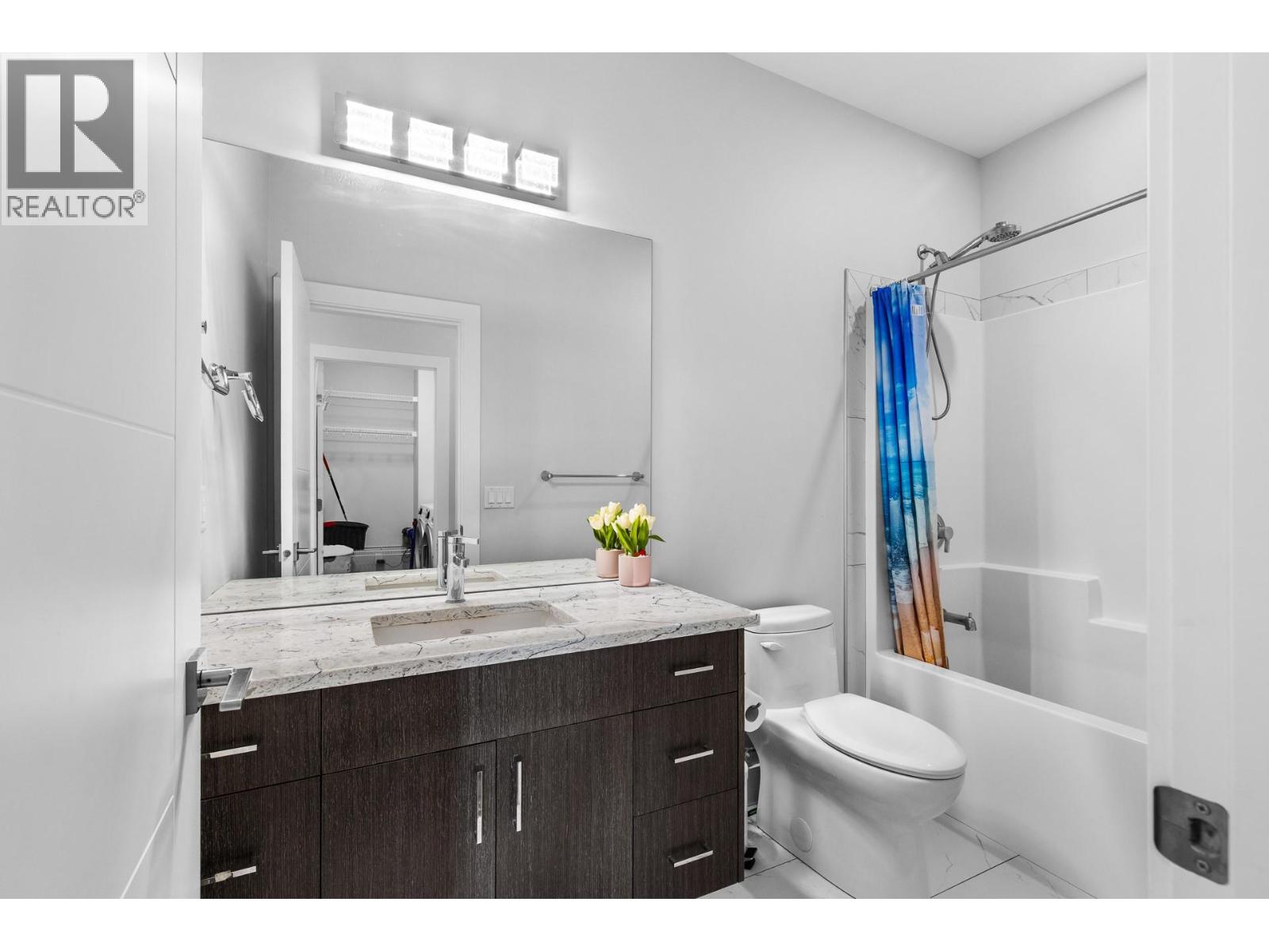 2562 Crown Crest Drive - 25
