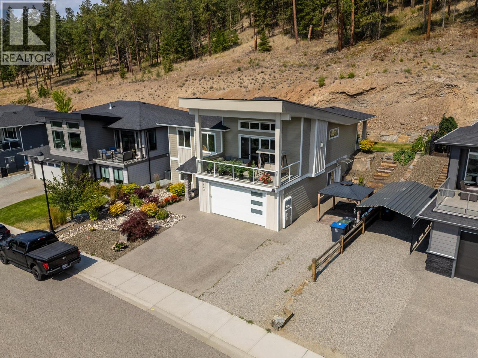 2562 Crown Crest Drive - 61