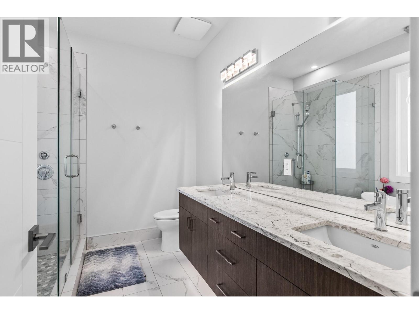 2562 Crown Crest Drive - 29