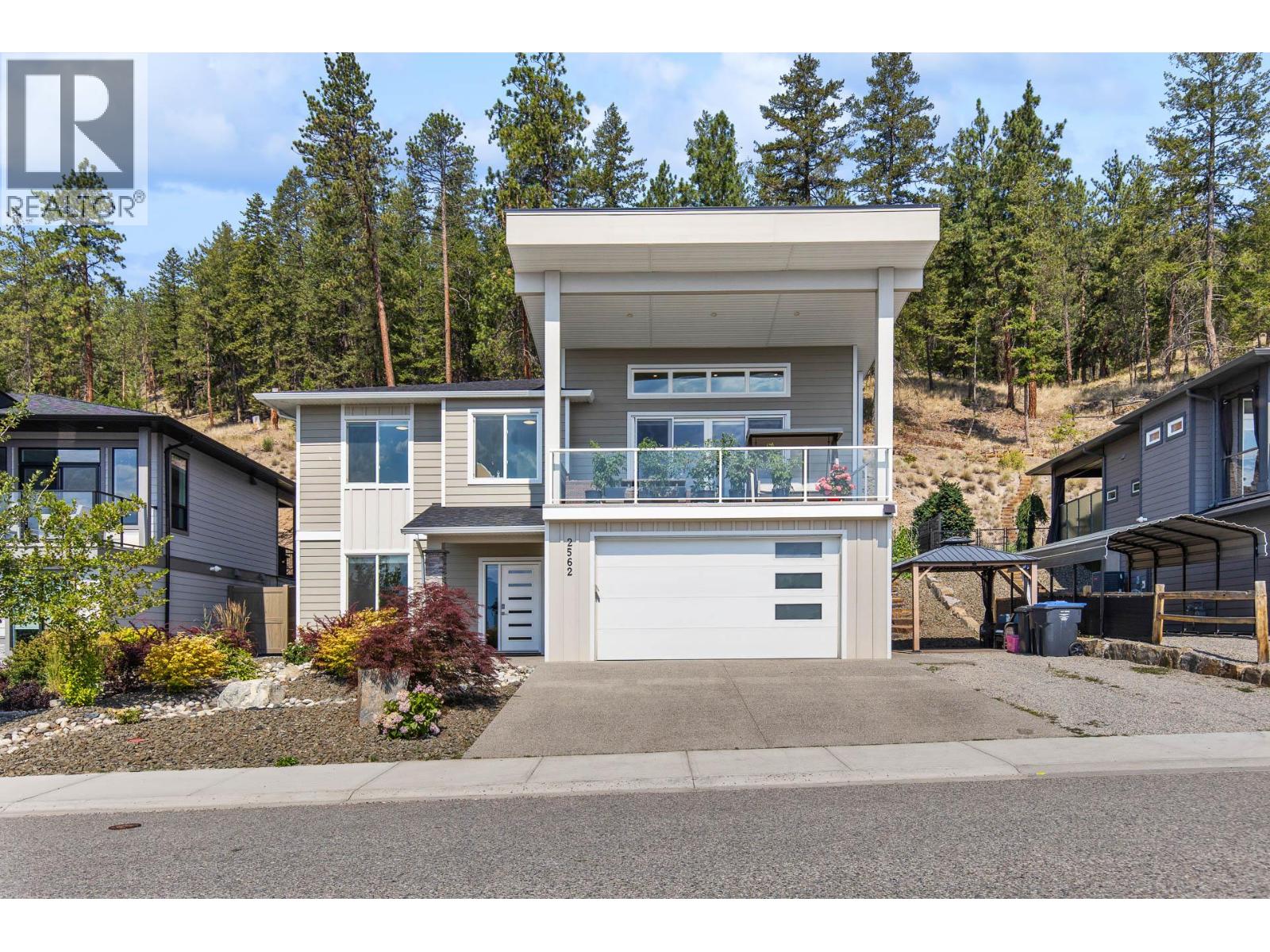 2562 Crown Crest Drive - 54