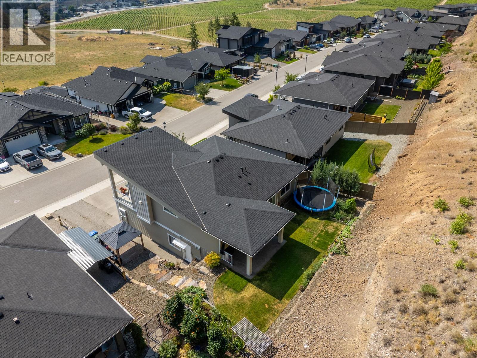 2562 Crown Crest Drive - 64
