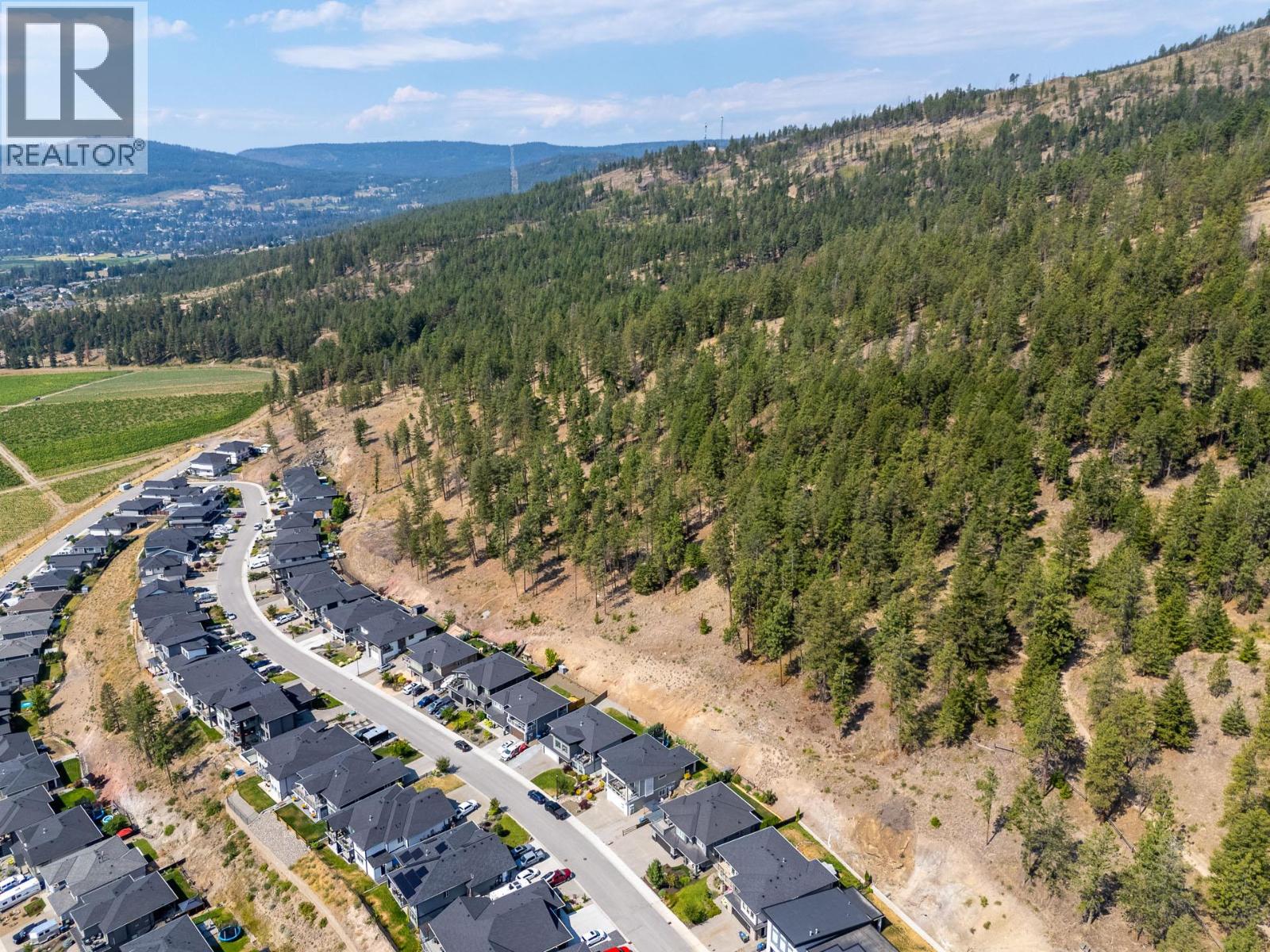 2562 Crown Crest Drive - 70