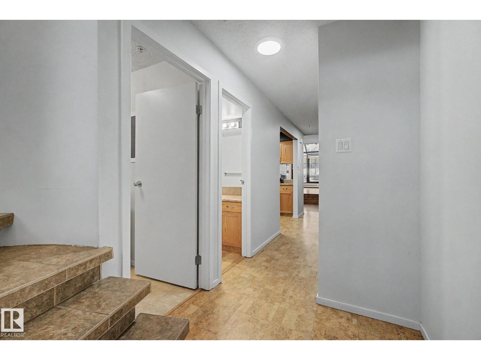 11150 83 AV NW - Image 12
