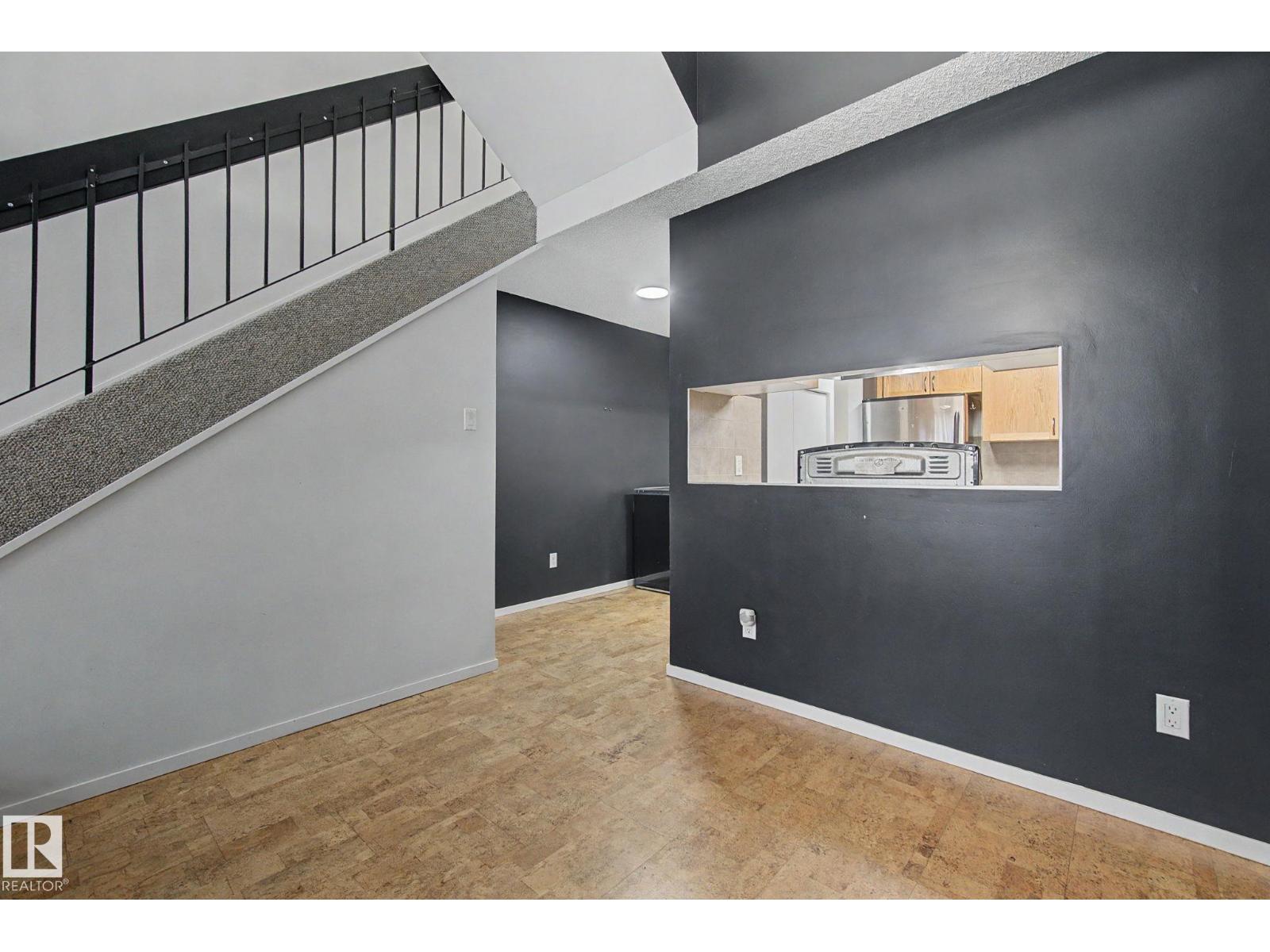 11150 83 AV NW - Image 21