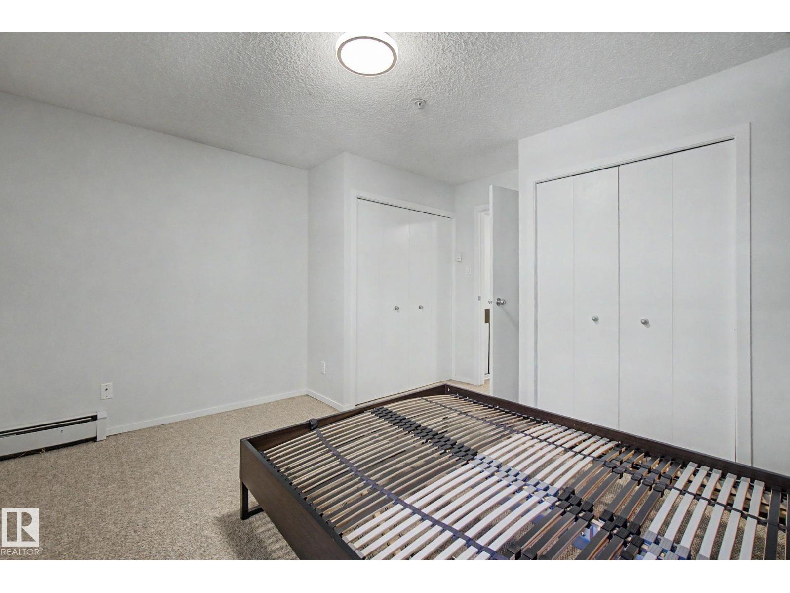 11150 83 AV NW - 32