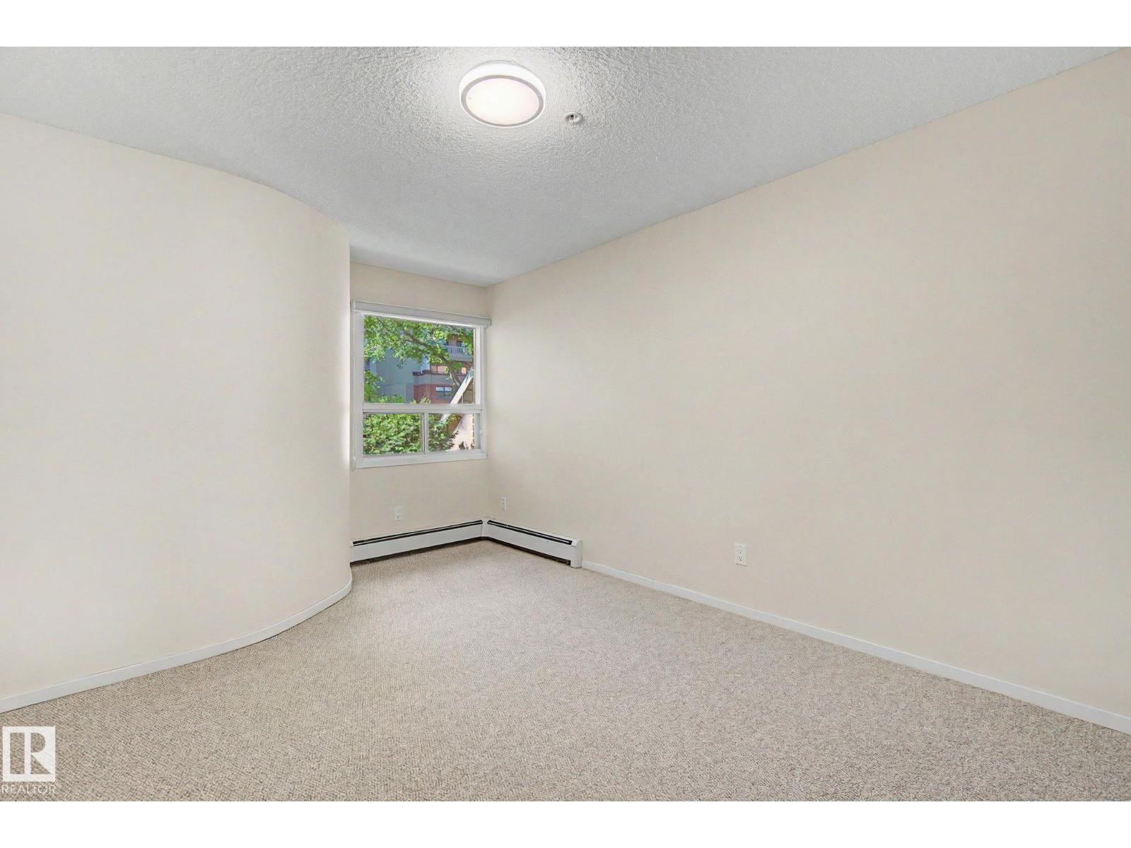 11150 83 AV NW - Image 36
