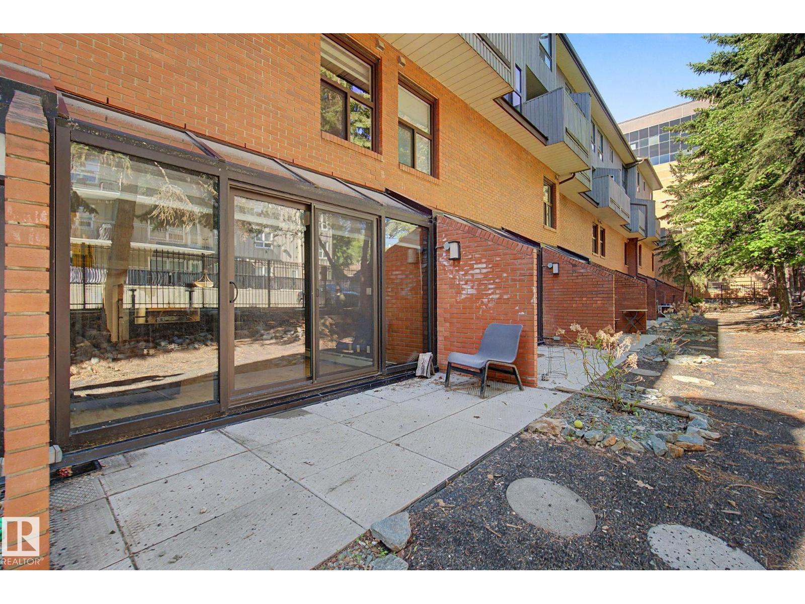 11150 83 AV NW - Image 40