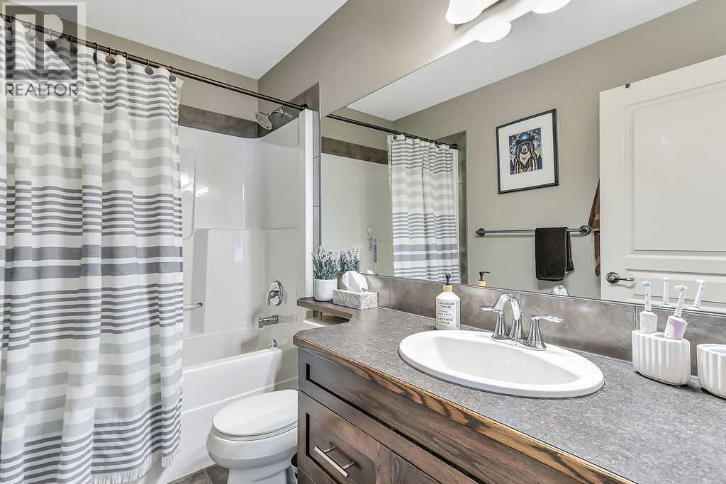 212 Cedar Square, Blackfalds